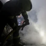 Пожежа на автостоянці у Полтаві знищила автомобіль