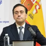 Испания считает, что еще рано говорить о военном вмешательстве в Украине