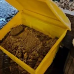 У Полтаві встановлюють пластикові контейнери для піску та солі