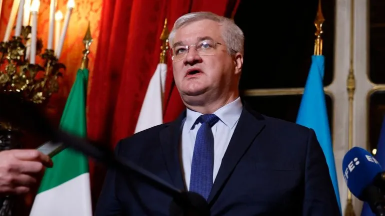 Сибіга обсудил военную помощь Украине с главой МИД Польши