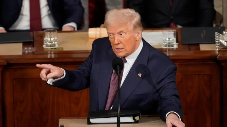 Трамп допускає запровадження санкцій та тарифів проти Росії, якщо не буде «припинення вогню»