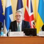 Стармер призывает не позволять Путину манипулировать прекращением огня в Украине