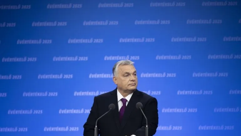 Орбан планує зустріч з Макроном для обговорення підтримки України