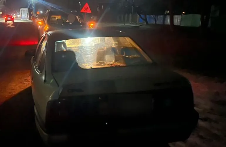 Поблизу Мачух поліція зупинила п’яного водія-рецидивіста після дзвінка небайдужого свідка