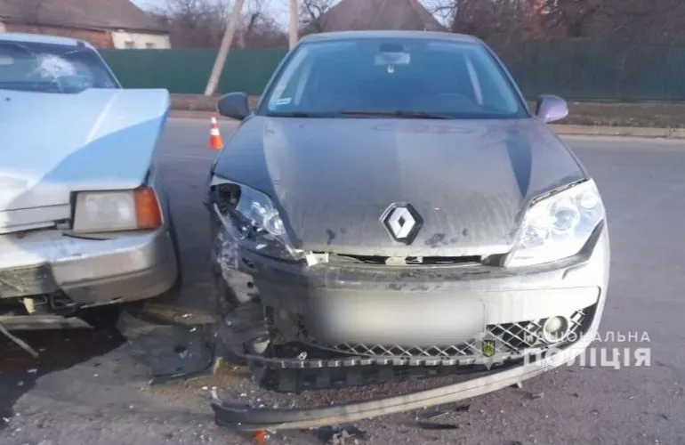 У Полтаві сталася ДТП: водій одного з автомобілів госпіталізований