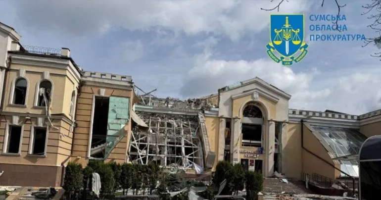 Російський ракетний удар по Сумах під час Вербної неділі: новий воєнний злочин