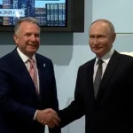 Путин предлагает остановить боевые действия в Украине на линии фронта