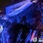 Аварія у Гадячі: мікроавтобус врізався в паркан, водія госпіталізовано
