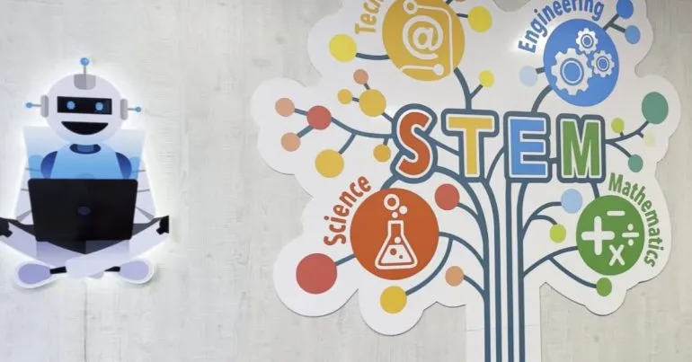 Студенты Полтавского университета осваивают STEM-инструментарий для образования