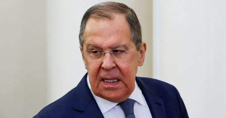 Лавров утверждает, что перемирие направлено на переоснащение Украины