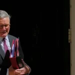 Стармер: Путин должен заплатить цену за отказ от мира в Украине