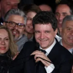 Зеленський привітав Нікушора Дана з перемогою на виборах в Румунії