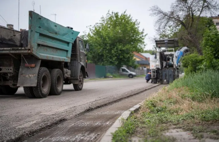 У Полтаві розпочався ремонт дороги на вулиці Харчовиків