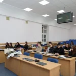 Арт-терапевтическая сессия «Я и моя семья в отражении ткани» для студентов Психологии