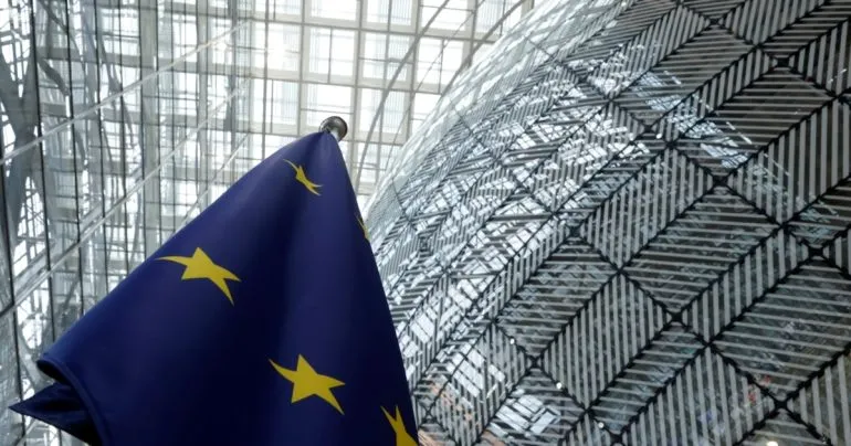 ЕС планирует получить больше доходов для Украины из замороженных российских активов