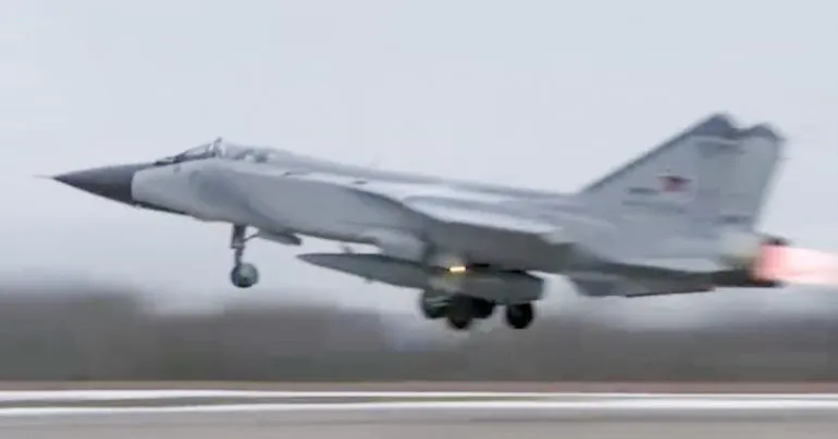 У росії зупинився єдиний виробник напівпровідників для військової авіації