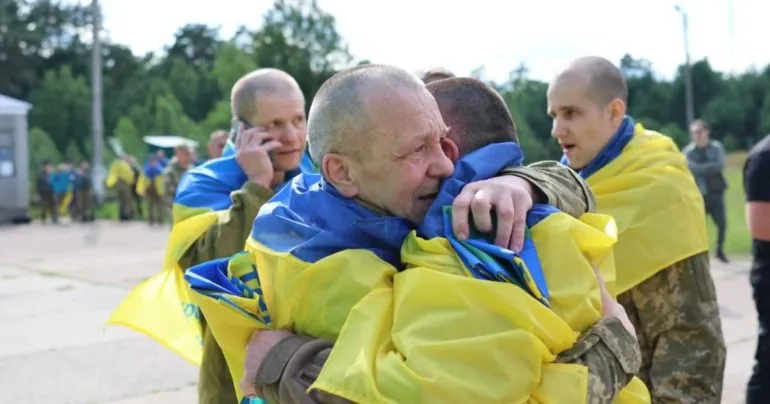 Україна повернула з російського полону військових, більшість з яких утримувались з 2022 року