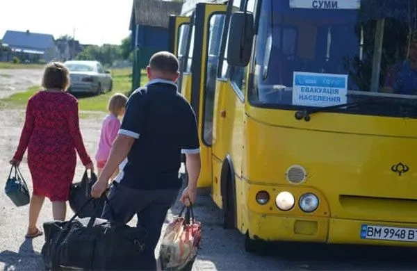 Полтавщина приймає нову хвилю переселенців із Сумщини: влада готується до розміщення