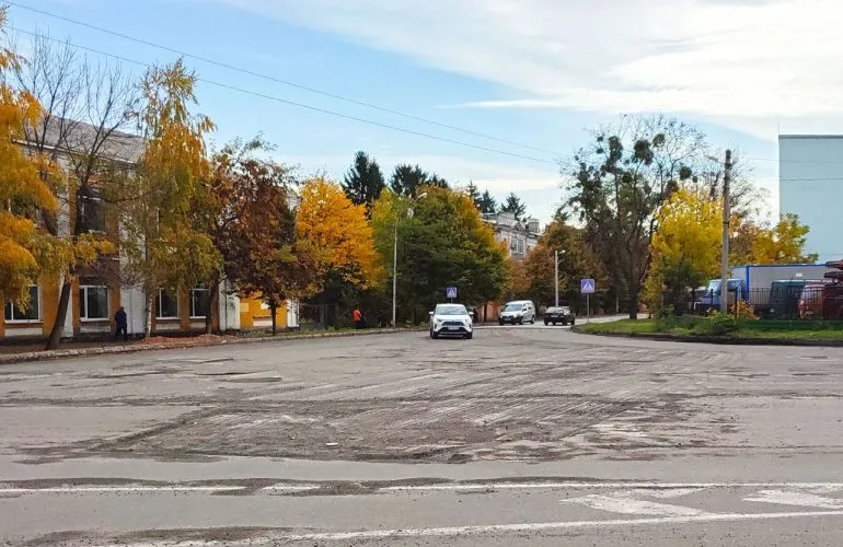 У центрі Полтави перекриють частину Театральної через аварійний ремонт колектора