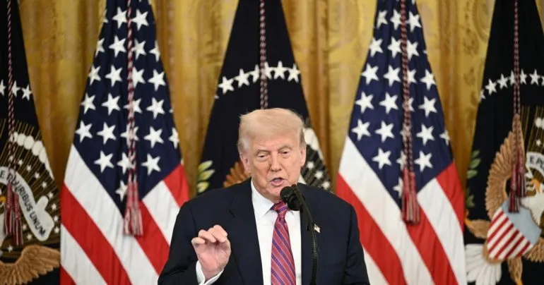 Трамп наполягає на особистому контролі рішень щодо санкцій проти росії