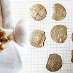 В заповеднике «Більськ» обнаружили уникальное тысячелетнее захоронение женщины с украшениями