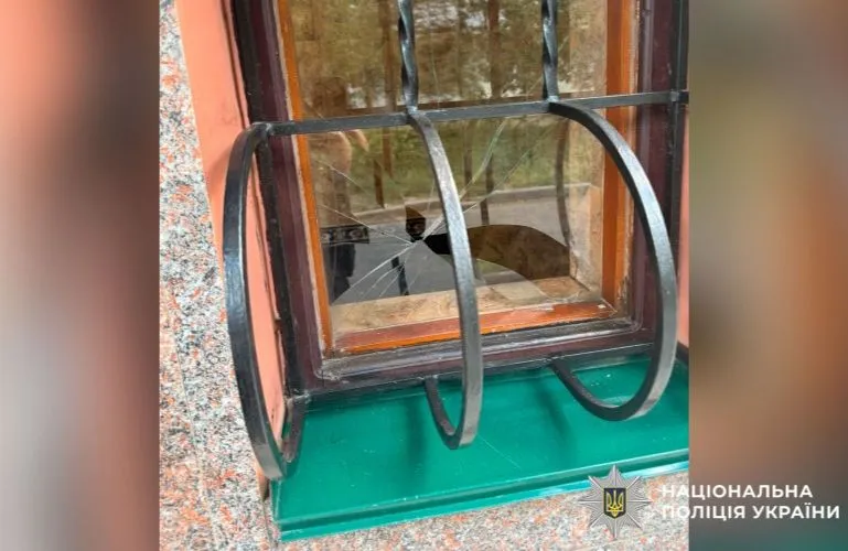 У Полтаві чоловік кинув страйкбольну гранату в кафе: відкрито кримінальне провадження