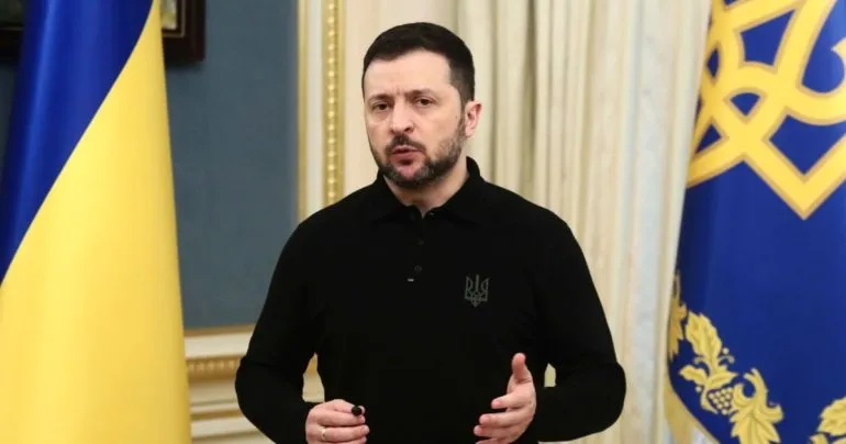 Зеленский поставил задачу увеличить долю украинского оружия на фронте до 50% за полгода