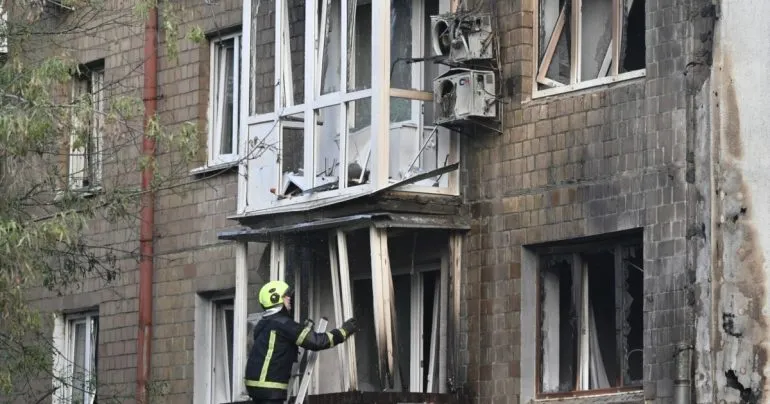 Росія завдала масованого удару 18 ракетами та 400 дронами по Україні 10 липня