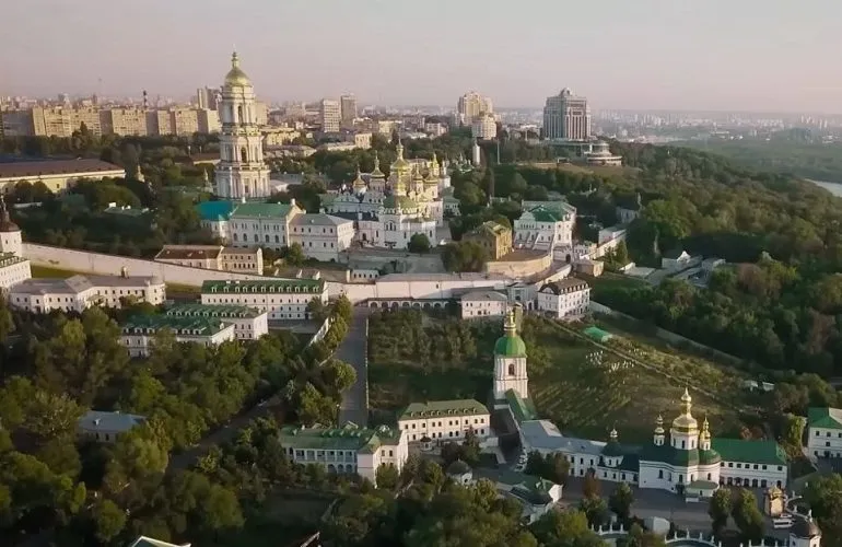 Україна святкує День Державності: спадкоємність традицій та сила народу