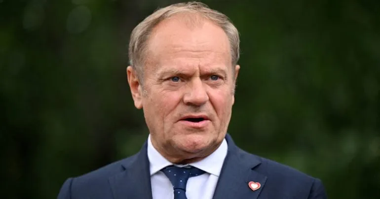 Туск заявив про сигнали щодо можливого замороження війни рф проти України