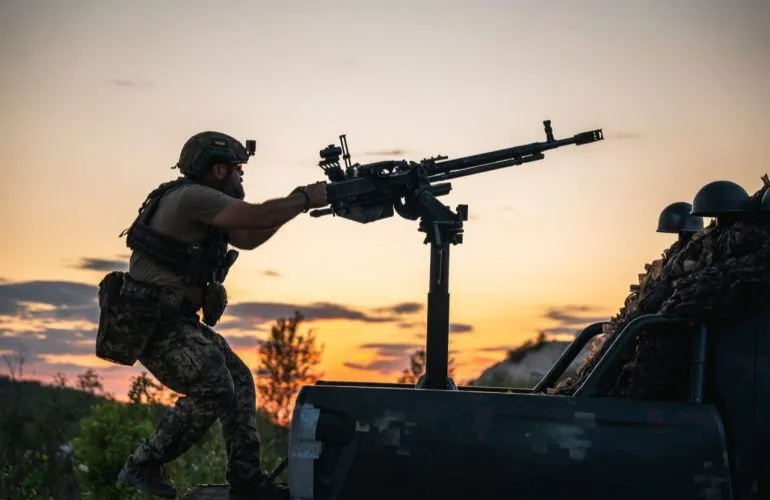 Україна вночі відбила атаку 45 ударних дронів Shahed та імітаторів: подробиці