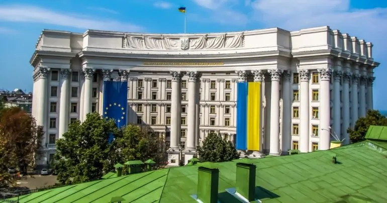 МЗС Украины призывает не повторять ошибки пакта Молотова–Риббентропа