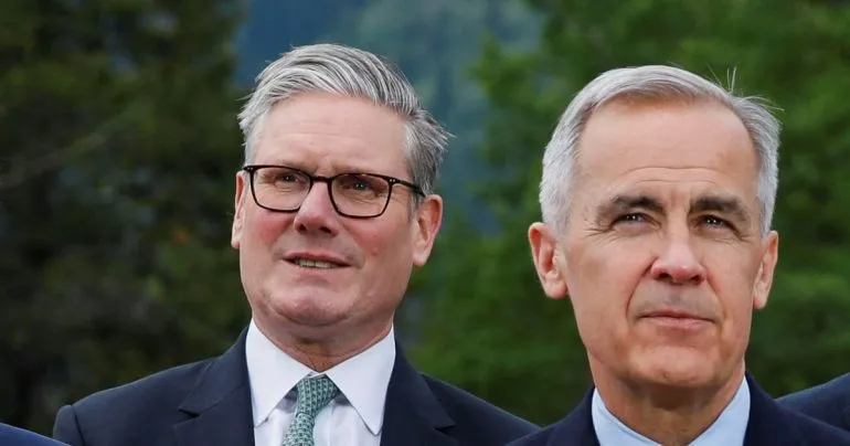 Лидеры Великобритании и Канады заявили, что мир с Украиной следует достигать совместно, а не навязывать