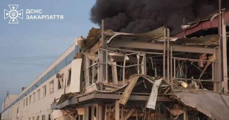 Бизнес США ожидает реакции Трампа после удара РФ по заводу Flex в Мукачеве