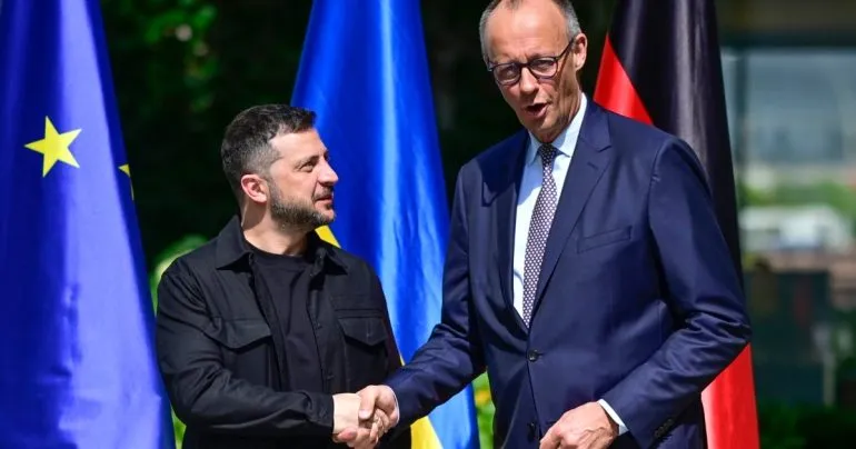 Зеленський і Мерц окреслили умови для припинення вогню та посилення санкцій проти рф