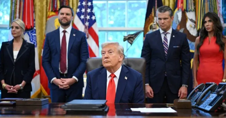 Трамп попередив про серйозні наслідки для росії у разі зриву зустрічі Зеленського і Путіна