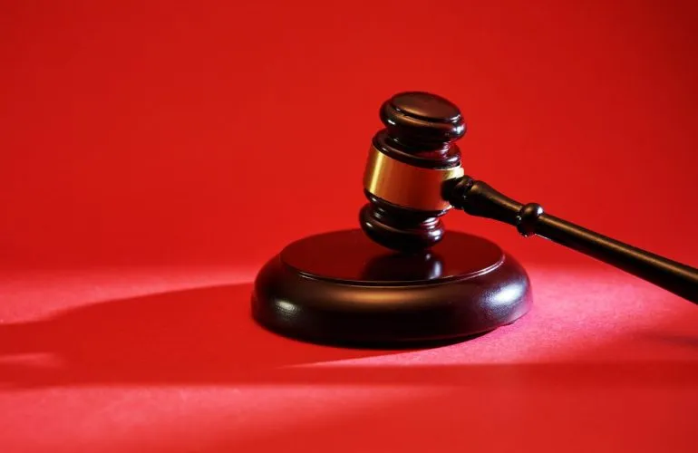 Апеляційний суд збільшив термін ув’язнення підприємцю за зґвалтування неповнолітньої у Кобеляцькій громаді