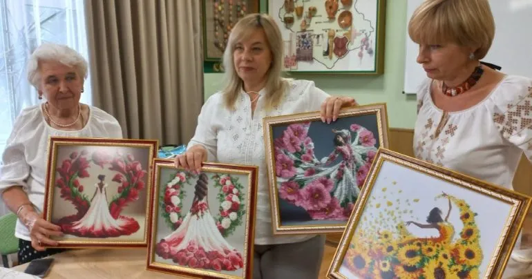В Полтавском педагогическом университете прошел форум мастериц-вышивальщиц
