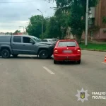 Дорожная авария в Полтаве: на улице Вокзальной столкнулись два легковых автомобиля, пострадала женщина