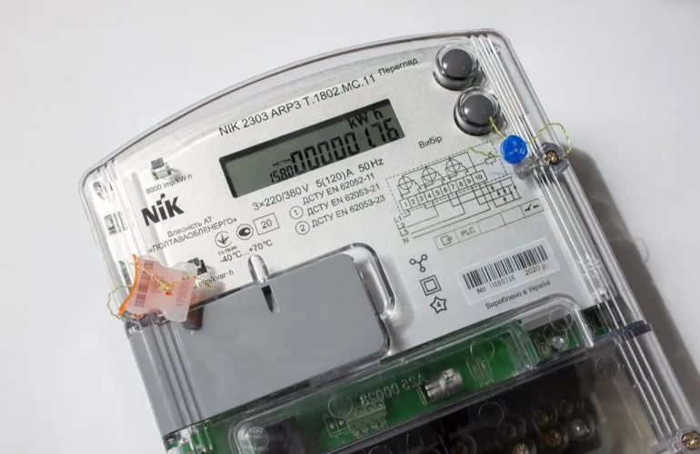 Что делать в случае неисправности или повреждения электросчетчика: советы