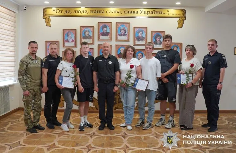 В Полтаве отметили подростков, которые отказались сотрудничать с врагом за деньги