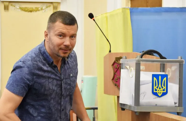 Депутат Калуцький легалізував автомийку через голос Ямщикової, порушивши антикорупційне законодавство