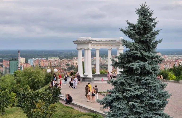 Протягом наступного тижня у Полтаві денна температура сягатиме до +27°C із можливими грозами