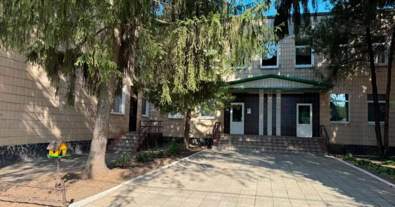 Батьки дитсадка №80 протестують проти розміщення школи №39 у приміщенні закладу