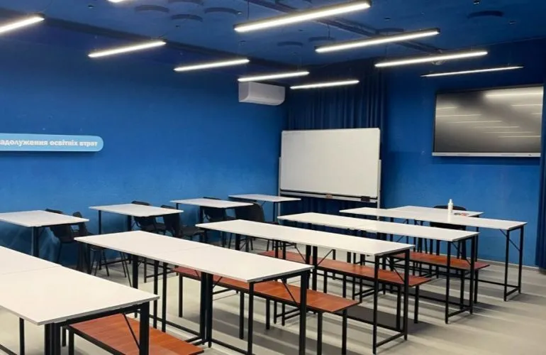 У Полтаві 4 млн грн направлять на ремонт укриття в 37-й школі замість наборів для першачків