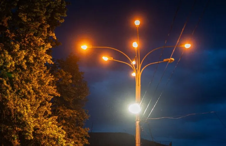 Полтава планирует закупить 5000 LED-светильников по новой финансовой модели