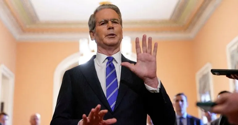 США не підвищать мита для Китаю без аналогічних дій ЄС через імпорт російської нафти