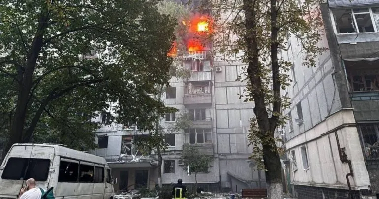 Масштабный обстрел рф: в Днепре растет число пострадавших, есть погибшие