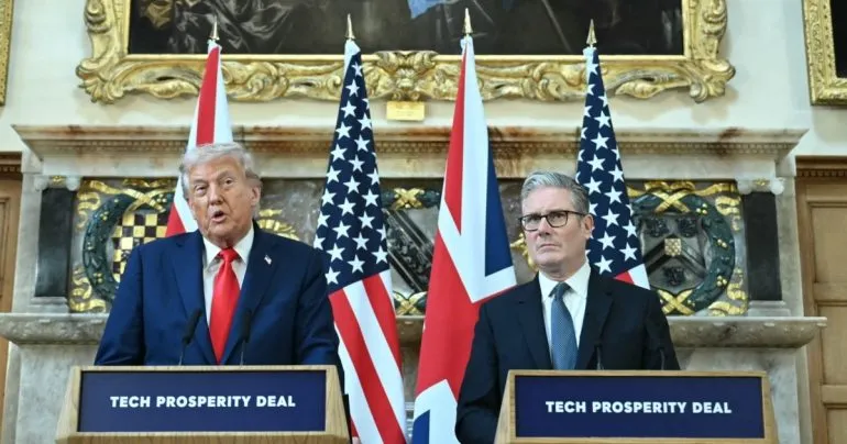 Кір Стармер закликає посилити тиск на путіна через атаки рф на Україну