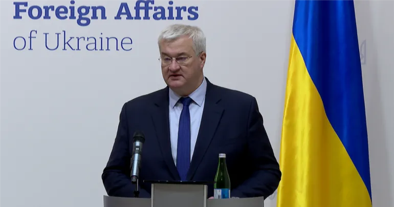 Україна ввела заборону на в’їзд трьом угорським військовим посадовцям